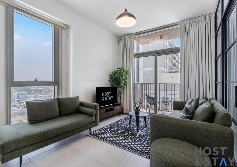 TV and multimedia, View (from property/room), Balcony/Terrace, Living room, Seating area