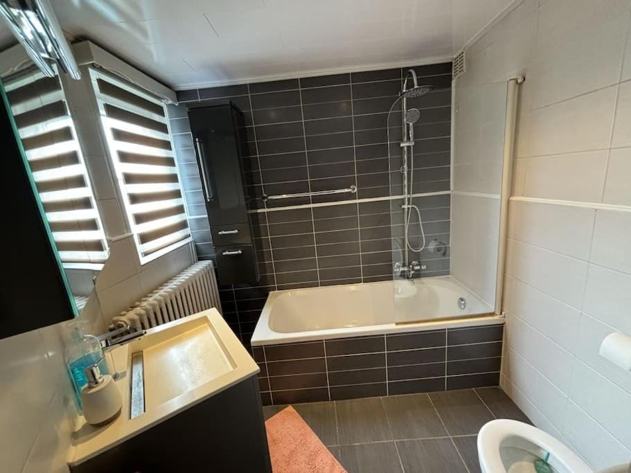 Toilet, Bathroom, Bath