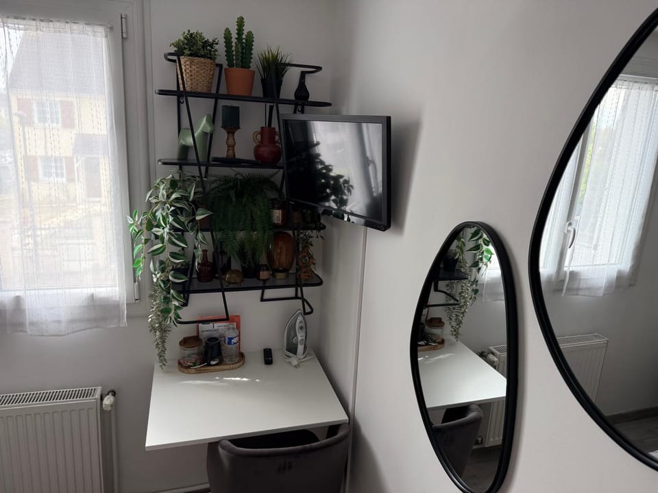 Exotic & Cosy room proche Roissy Cdg Airport Vacation rental in Île-de-France