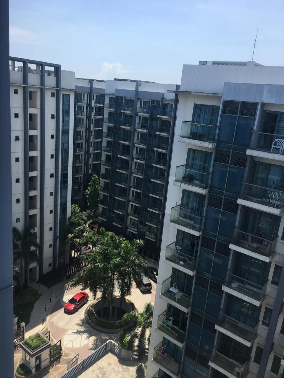 ONE PALM TREE VILLAS-Hyuna Place, Acros NAIA T3 Apartment hotel in Pasay