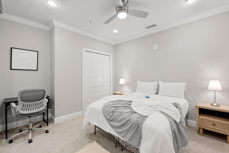 Bedroom, storage