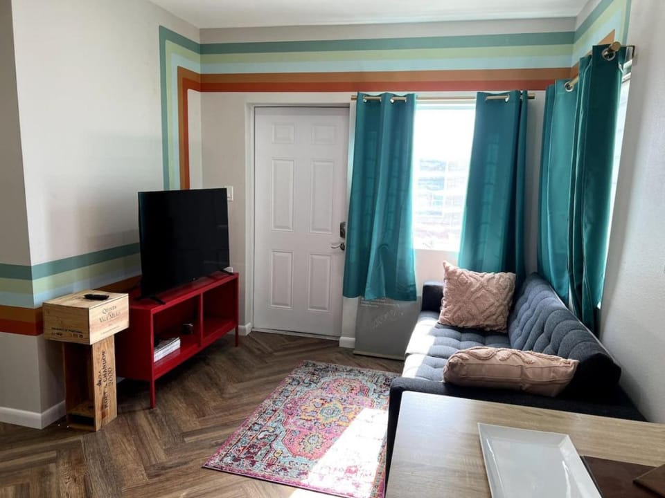 Downtown Groovy Studio Apartment in Orlando