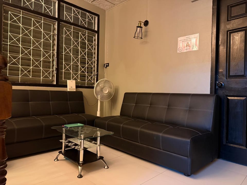 Green Dreams Guesthouse Bed and Breakfast in Wichit