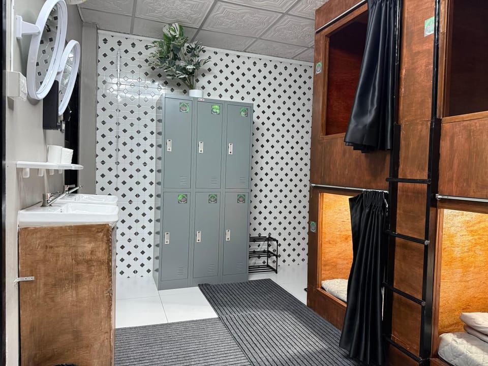 Green Dreams Guesthouse Bed and Breakfast in Wichit