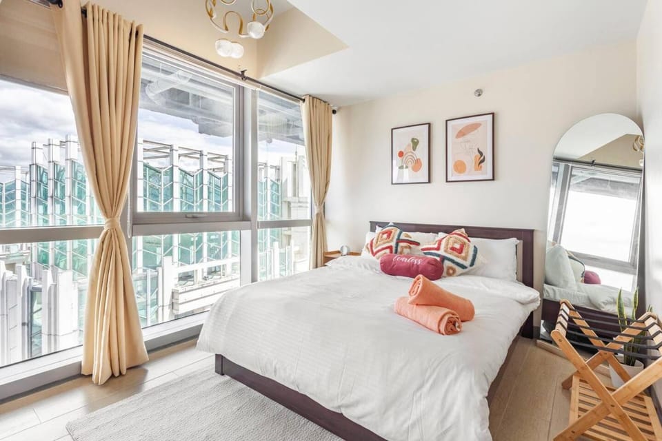 View (from property/room), Photo of the whole room, Bedroom