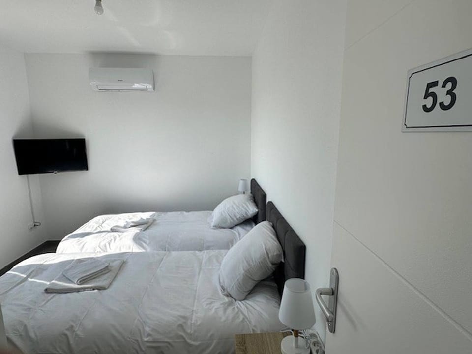 House with 5 bedrooms lechaffardcom Apartment in Auvergne-Rhône-Alpes