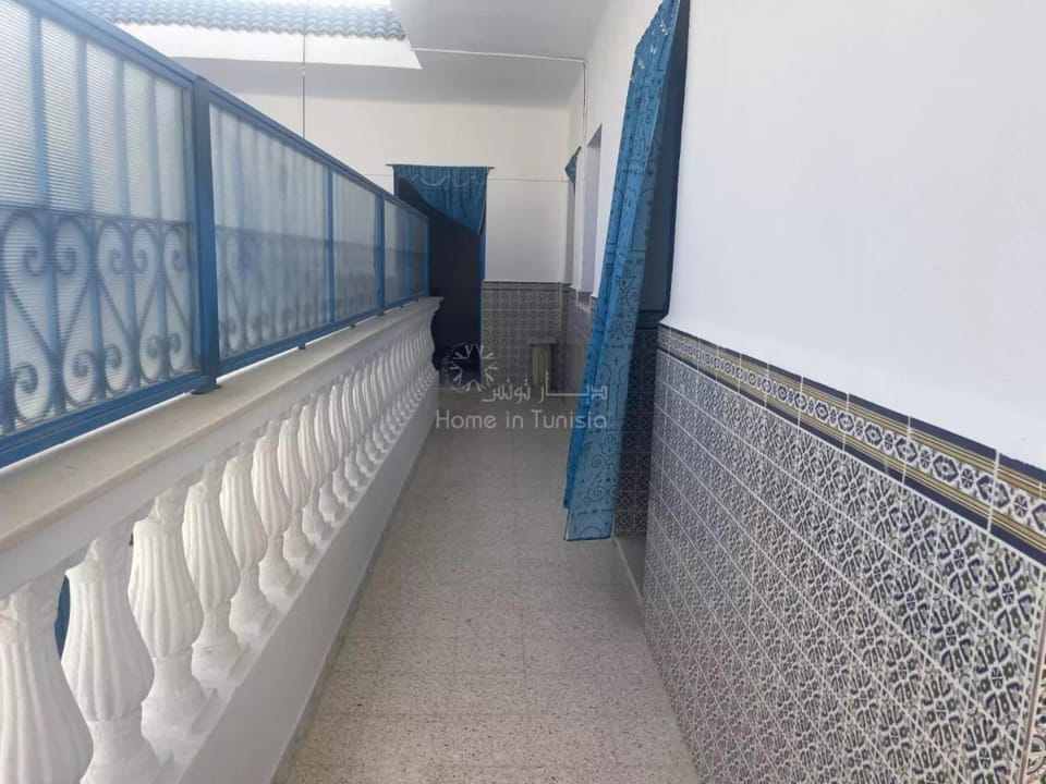 Location Saisonniere etage Maison Arabesque a Hergla House in Tunis