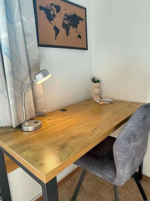 Seating area, Bedroom