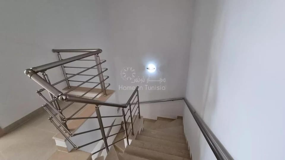 Location saisonniere Triplex Chatt Meriem Apartment in Tunis