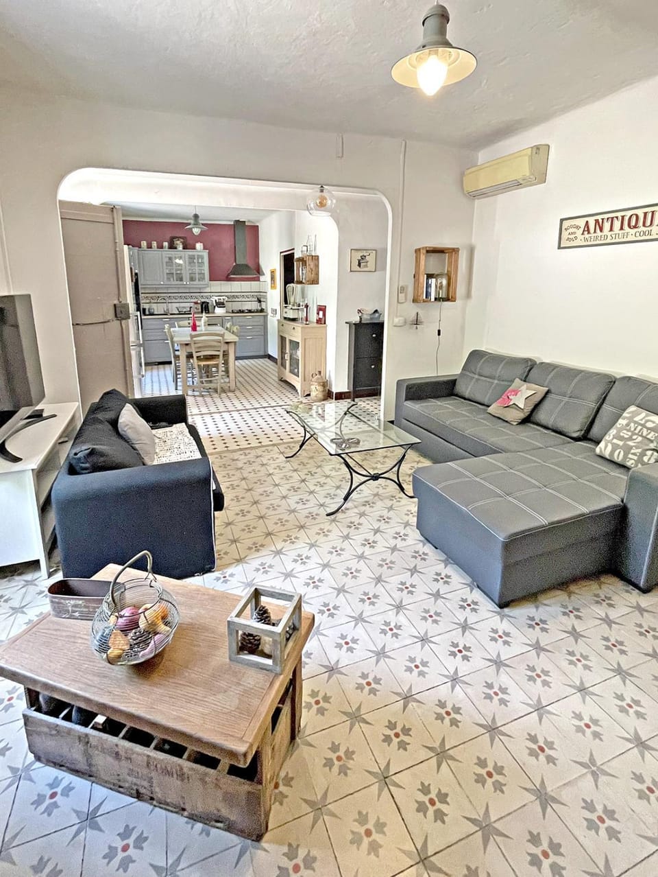 TV and multimedia, Living room