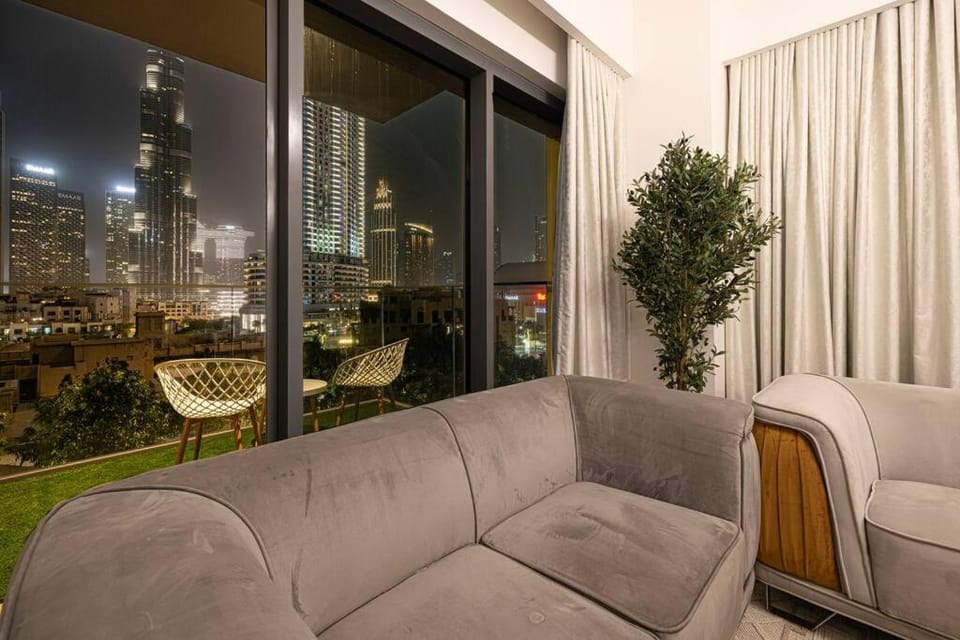 2 BR Dubai Luxury apartment Full Burj Views Apartment in Dubai