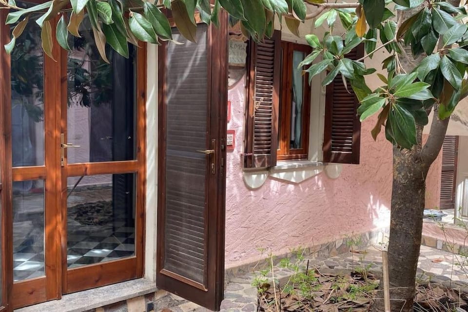 Property building, Garden, Garden view