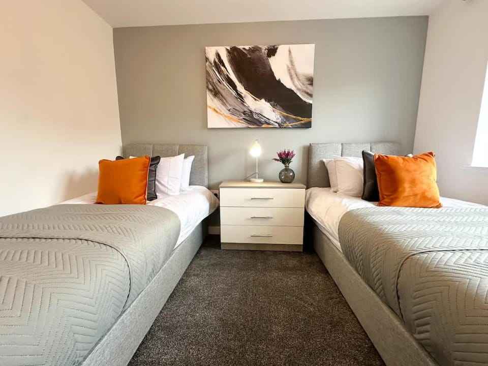 Essex House by Blue Skies Stays House in England