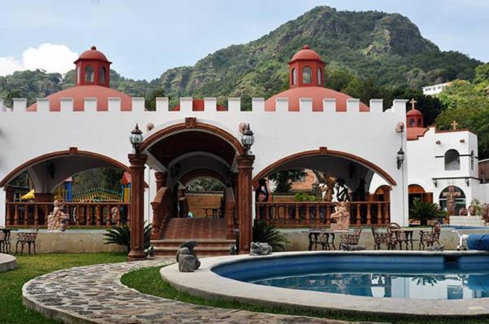 Property building, Natural landscape, Mountain view, Pool view, Swimming pool