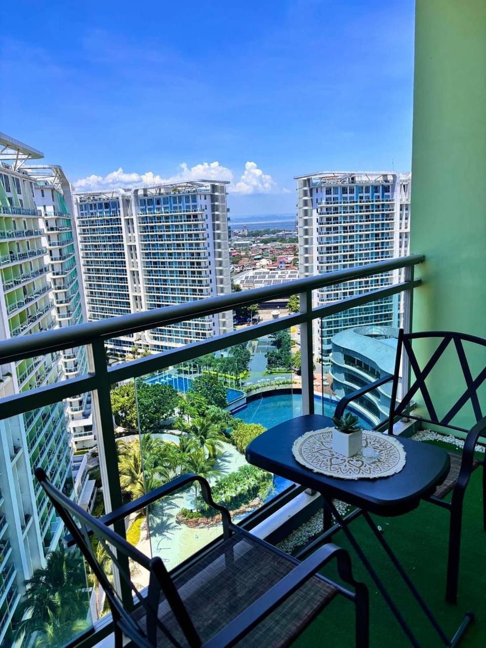 AZURE Urban Resort Residences Paranaque City Apartment in Pasay