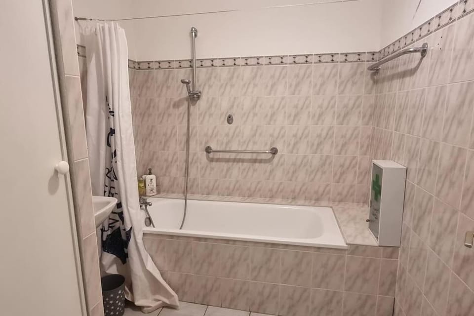 Shower, Bathroom, Bath