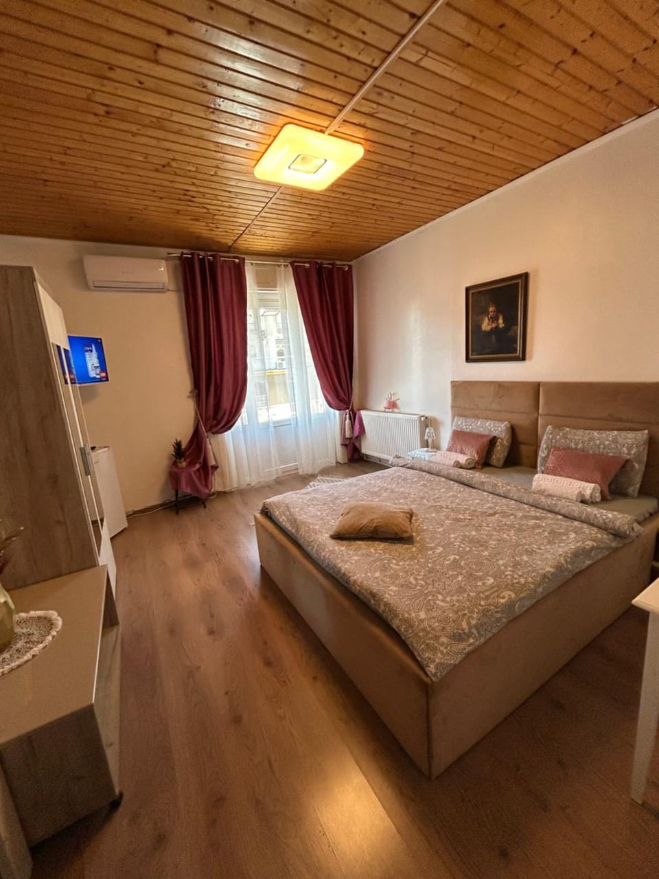 Panoramic terace Victory boutique Apartment in Bucharest