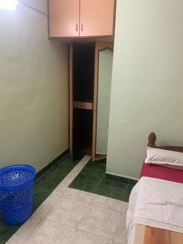Bedroom, wardrobe