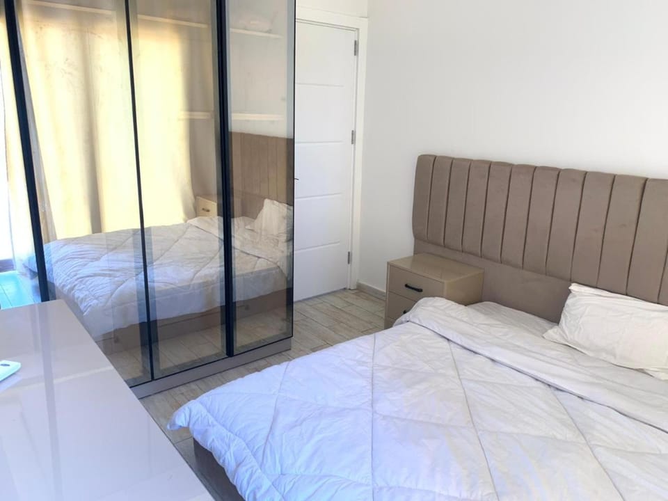 Studio inside Casa Beverly Hills Compound رقم الهاتف صفر صفر اتنين صفر واحد واحد صفر اتنين اربعه ثلاثه صفر 222 Apartment in Egypt
