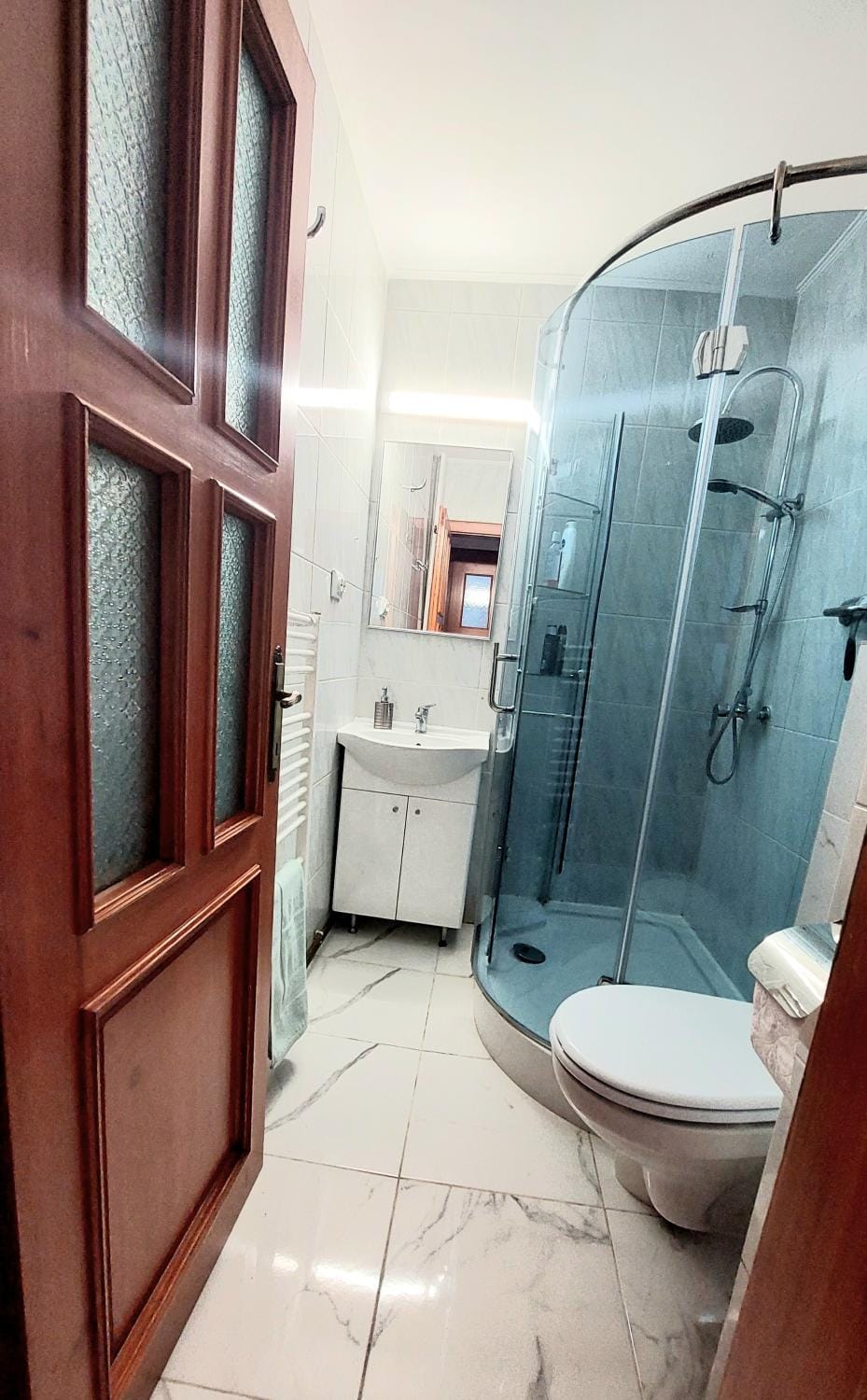 Shower, Toilet, Bathroom