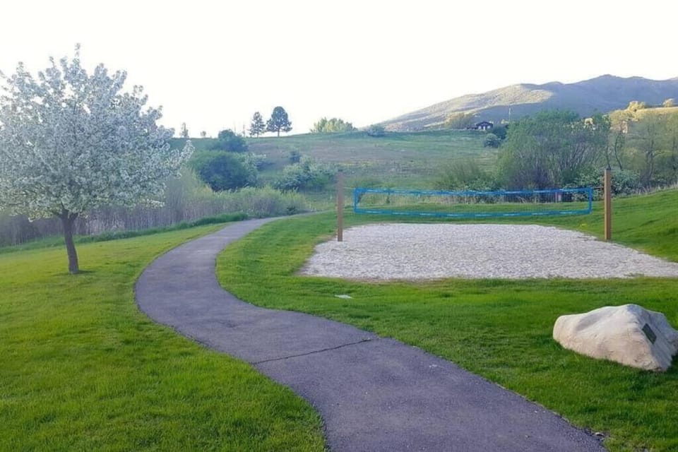 Eden Mtn Retreat MH207 Near Powder Mtn Hot Tub House in Utah