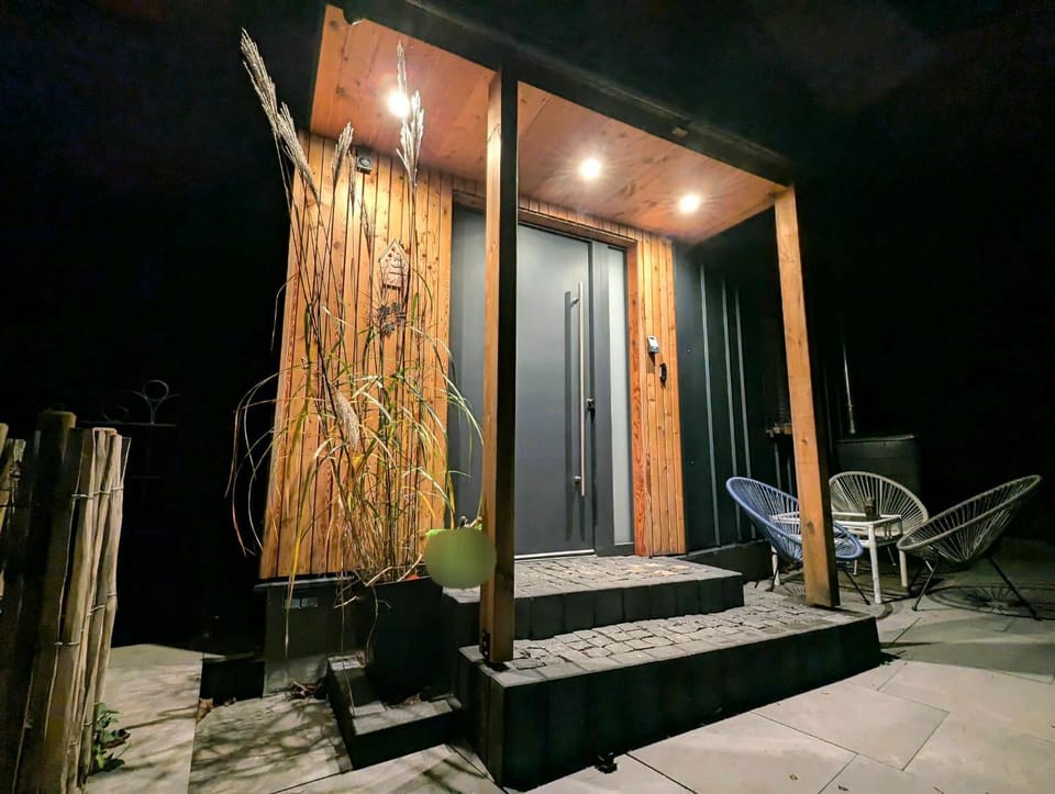 Property building, Night