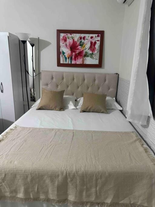 kitnet208 No centro,c linda vista , tv smart e ar Apartment in Montes Claros