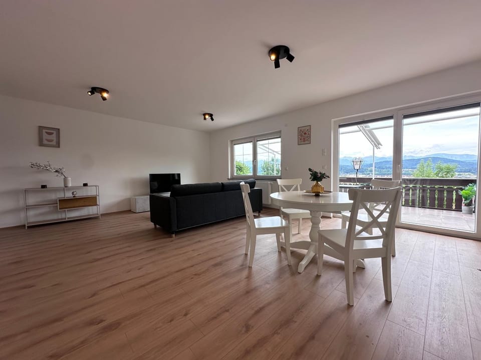 Kikis Sunshine Apartment Apartment in Klagenfurt