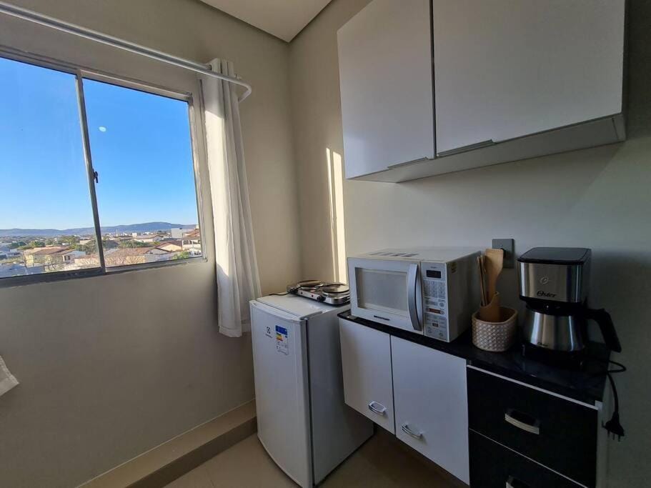 Kitnet404 central, com tv smart,linda vista para janela Apartment in Montes Claros
