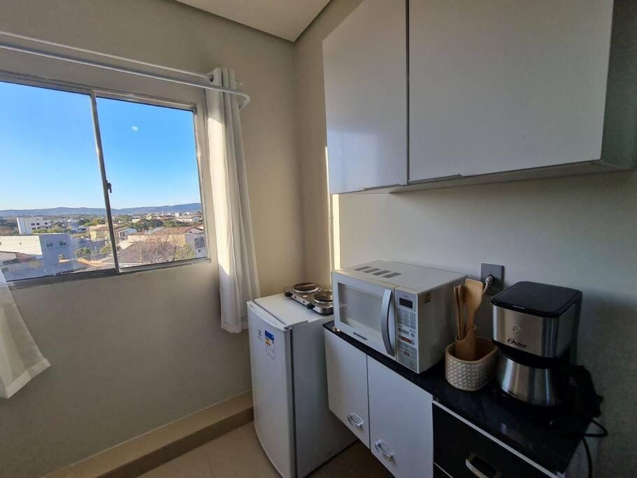 Kitnet404 central, com tv smart,linda vista para janela Apartment in Montes Claros
