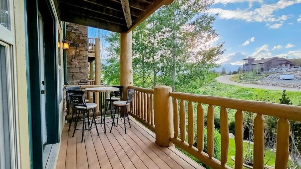 Balcony/Terrace, Balcony/Terrace, Mountain view