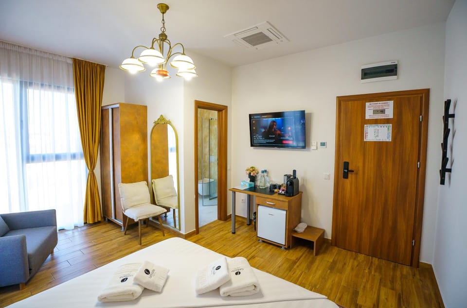 Bed, Photo of the whole room