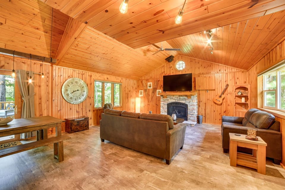Pembine Cabin w/ Expansive Yard, Fire Pit & Grill! Cabin in Wisconsin