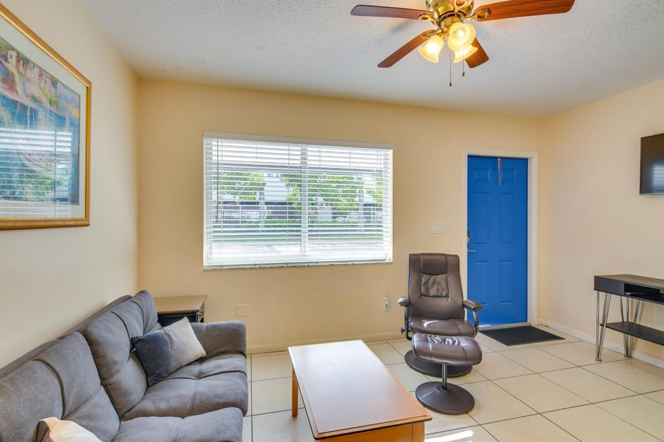 Pet-Friendly Hallandale Beach Condo Near Boardwalk House in Hallandale Beach