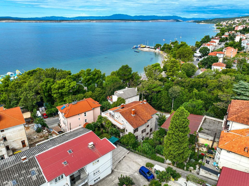 Property building, Neighbourhood, Bird's eye view