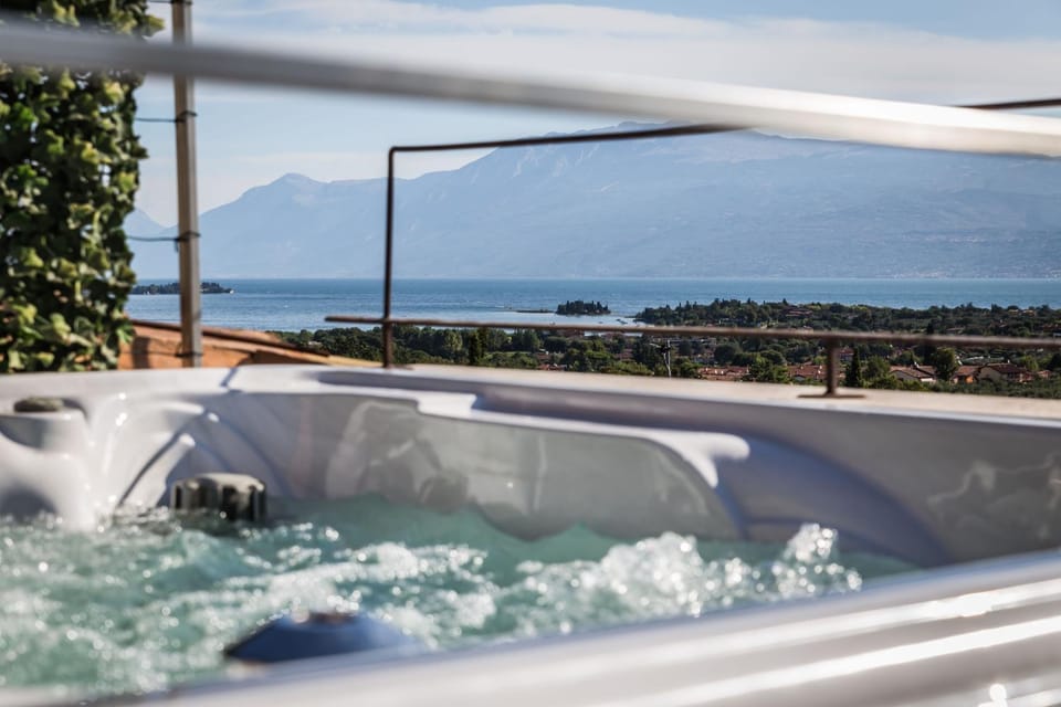 Hot Tub, Sea view