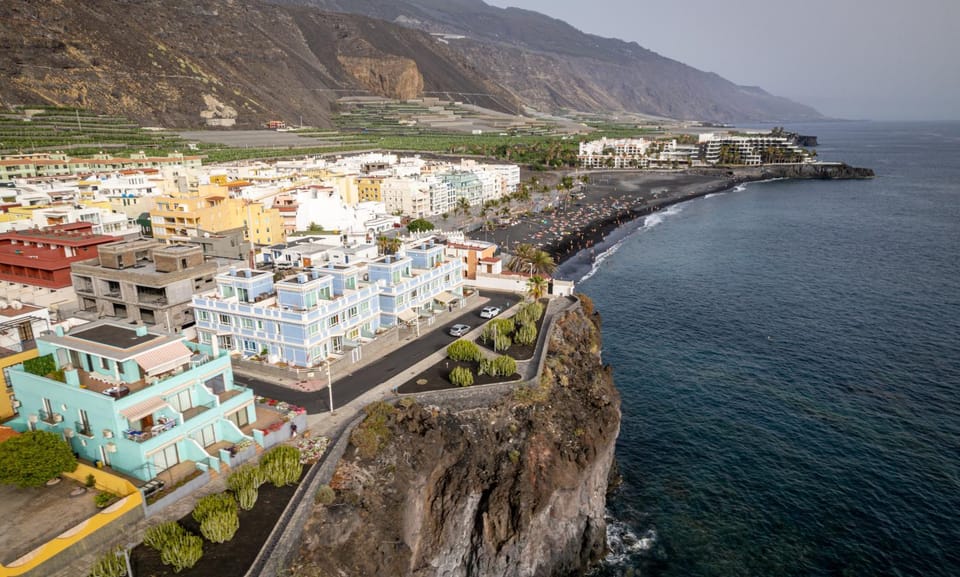 Property building, Bird's eye view, Beach, Sea view