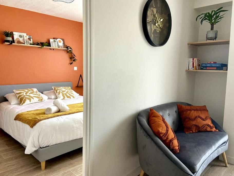 Le TerraBreizh, T2 cosy et confort avec parking privé, balcon et fibre Apartment in Lorient