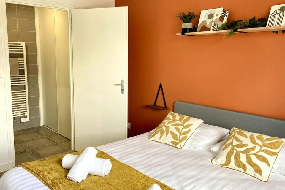Le TerraBreizh, T2 cosy et confort avec parking privé, balcon et fibre Apartment in Lorient