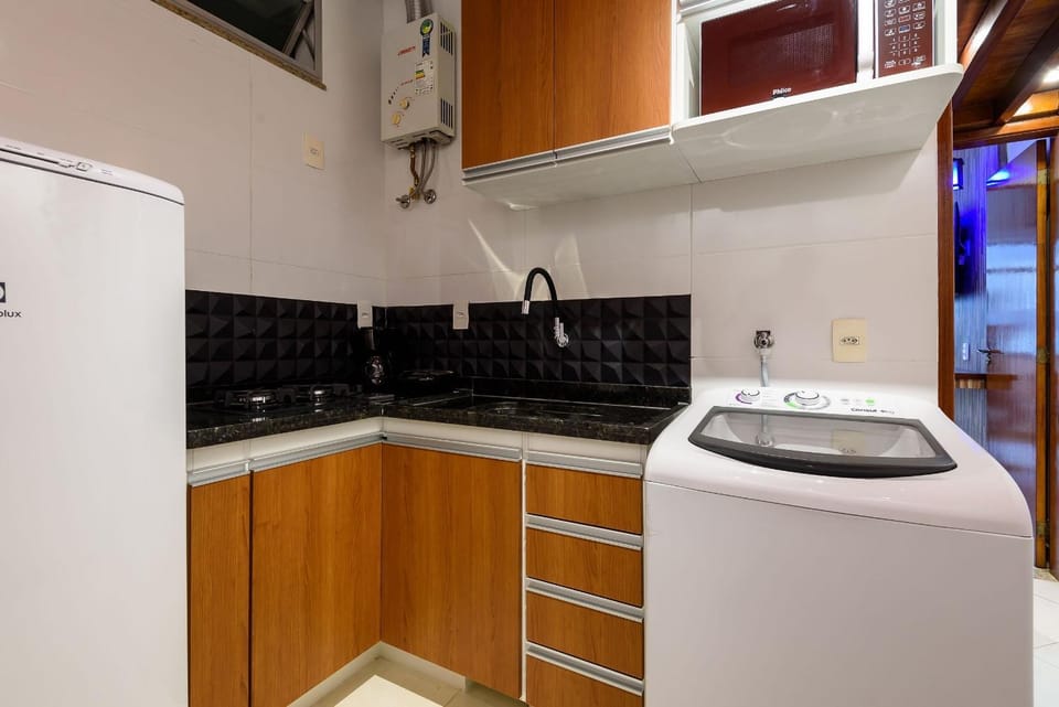 Work and Leisure in Copacabana | NSC 1085/301 Apartment in Rio de Janeiro