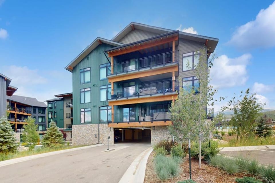 Timber Fox Escape Apartment in Fraser