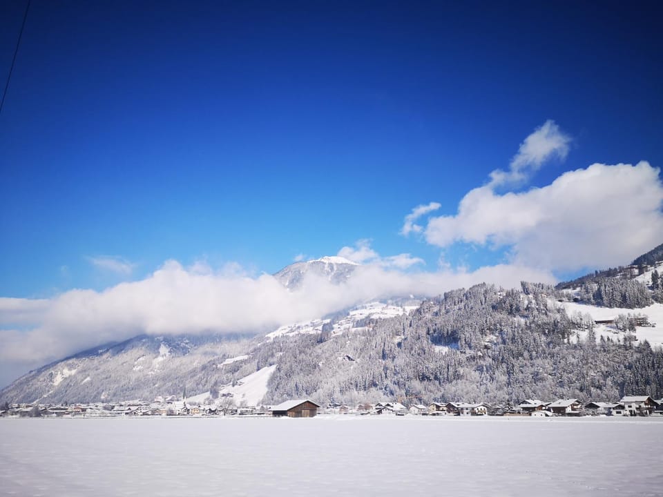 Natural landscape, Winter, On site, Mountain view