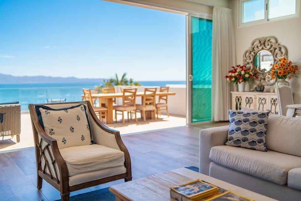 Patio, Day, Natural landscape, View (from property/room), Balcony/Terrace, Living room, Seating area, Dining area, Sea view