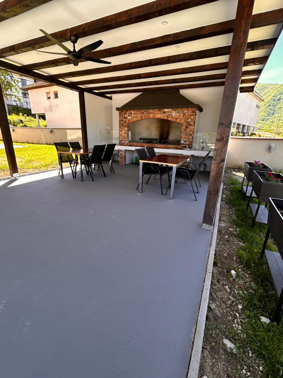 Day, BBQ facilities