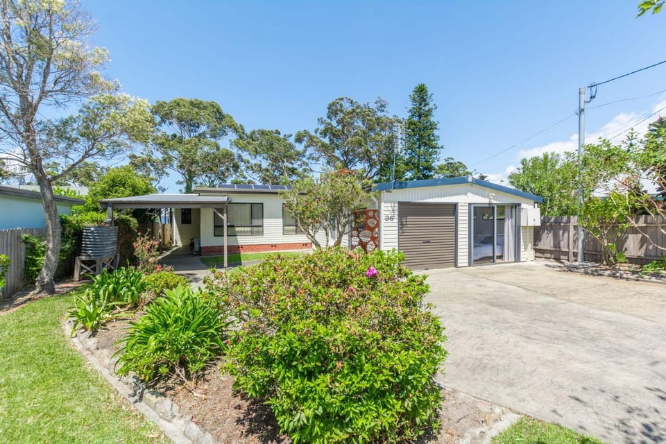 The Observation Deck by Experience Jervis Bay House in Saint Georges Basin