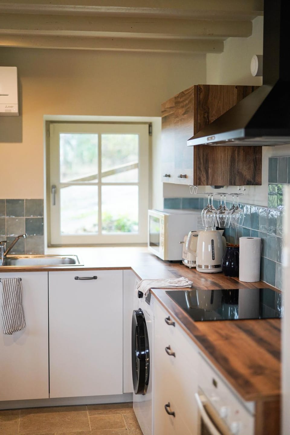 dishwasher, microwave, kitchen