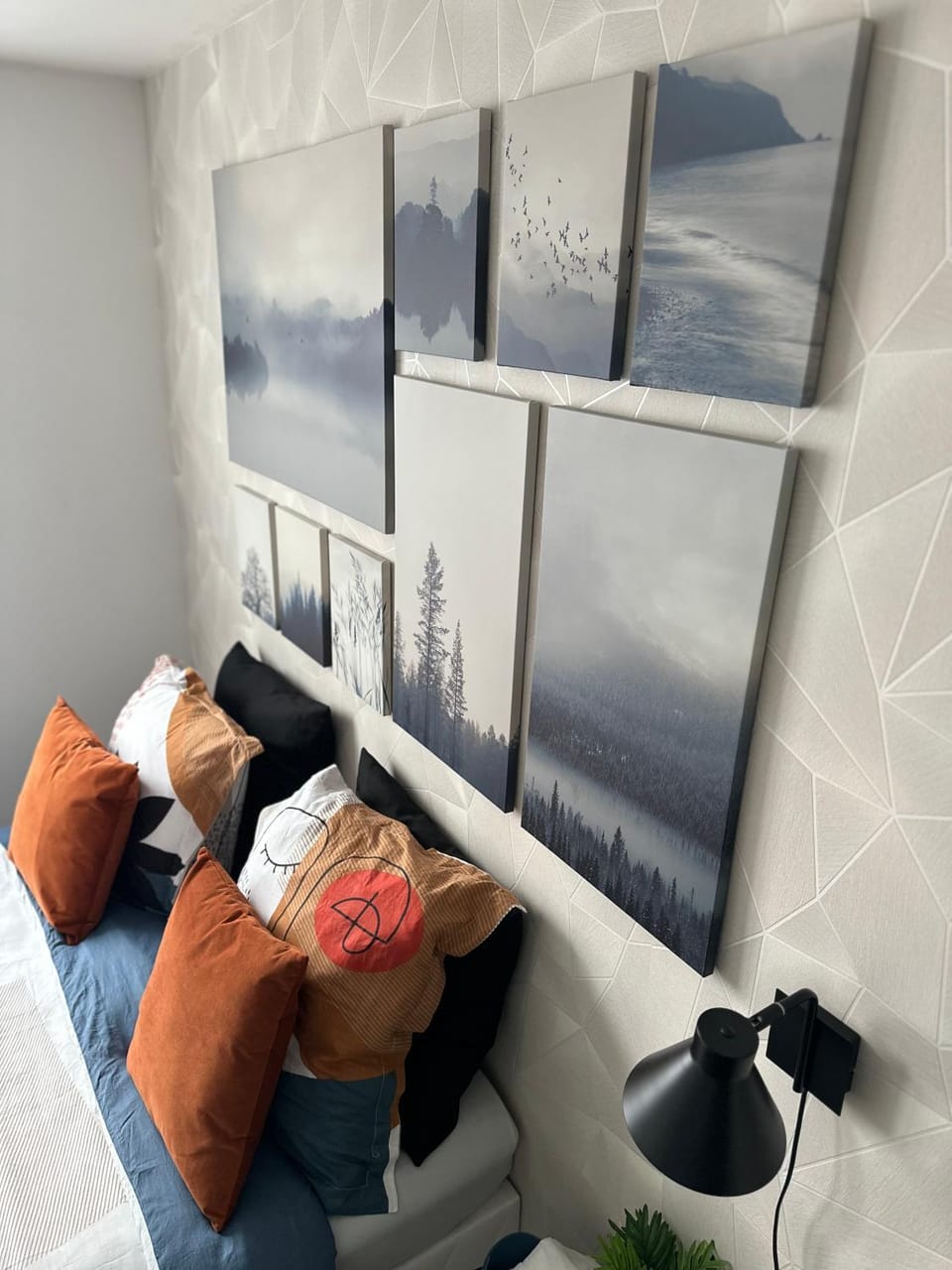 Cosy & Style blue forest room proche CDG AirPort Vacation rental in Île-de-France