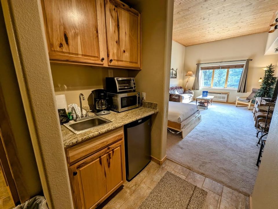 Gateway Lodge 5062 by SummitCove Lodging in Colorado House in Keystone