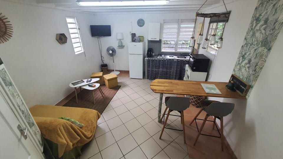 Duplex Tropical Jungle House in Le Gosier