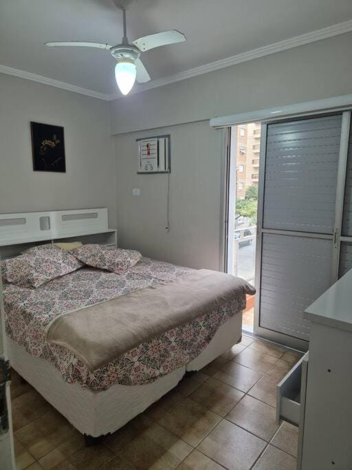 Ap varanda área nobre Enseada Apartment in State of São Paulo